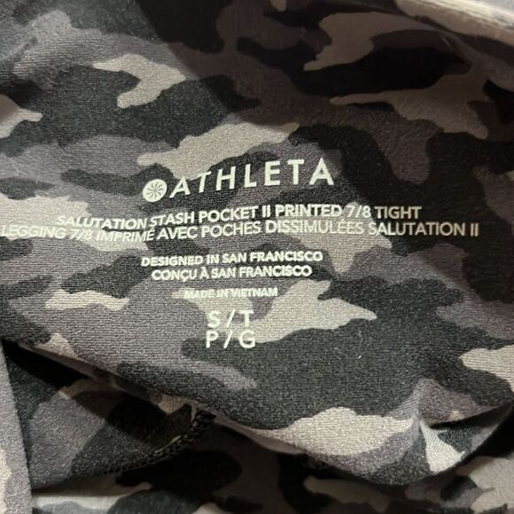 Athleta Black And Gray salutation stash pocket Camo Leggings Size small EUC - Picture 10 of 11